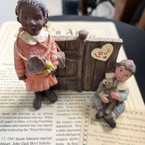 Sarah’s Attic Collection figurine . Love Starts with Children II - Picture 2 of 6